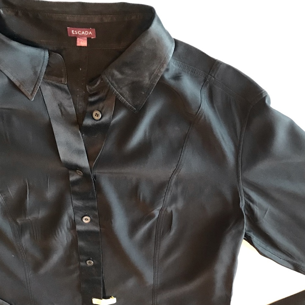 Silk ESCADA top. European 44. French cuffs & rounded hem. Freshly dry cleaned.
